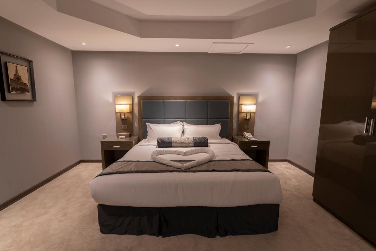 Park House Aparthotel 3*