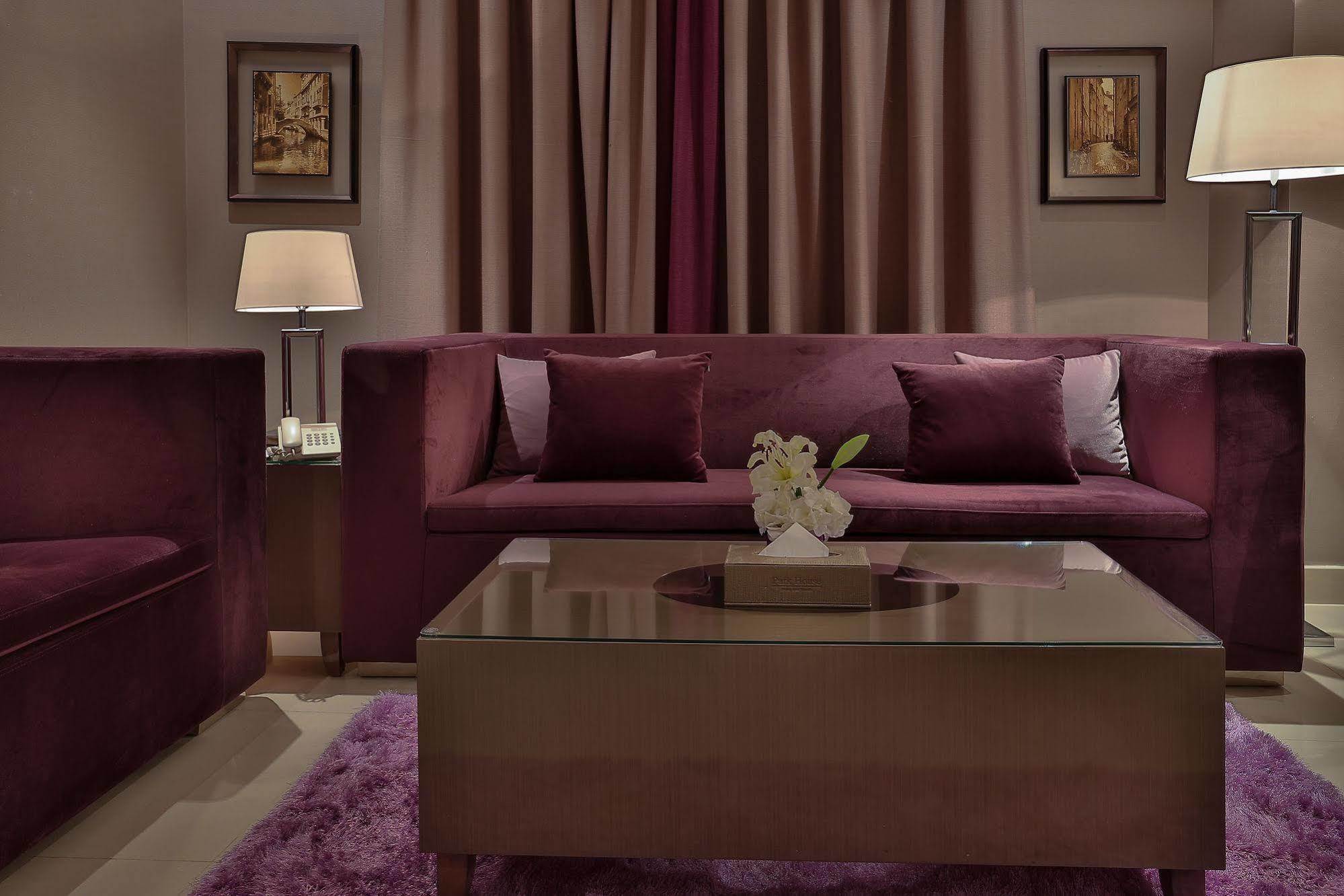 Aparthotel Park House 3*